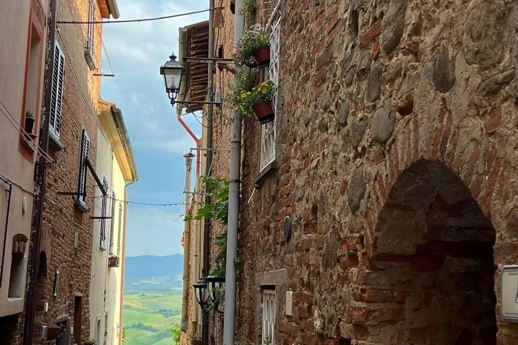 L'Angolo Del Barbacane Terricciola Exterior foto